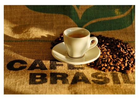 “ A Paz do Café ” O café chegou ao Brasil no século XVIII e começou a crescer graças ao desequilíbrio da cafeicultura no Haiti. 2 Grandes Fases: 1° Baixada.