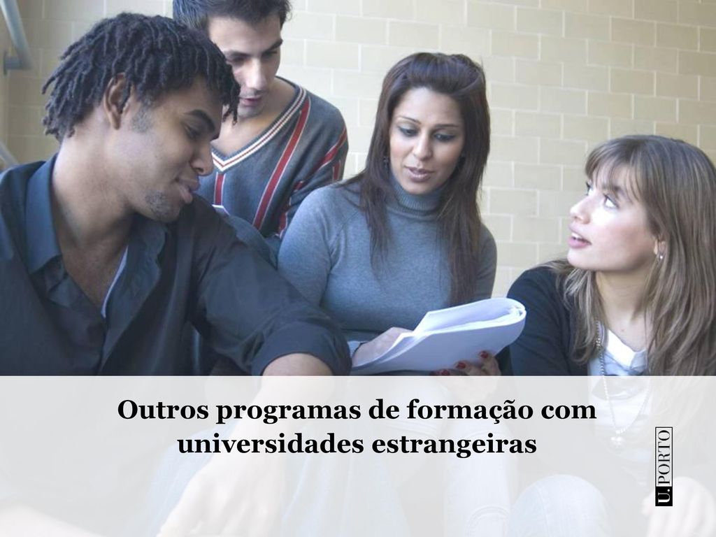 Outros programas de formação com universidades estrangeiras