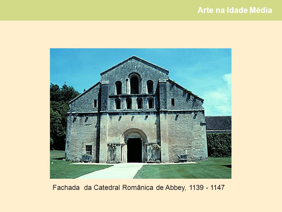 Fachada da Catedral Românica de Abbey,