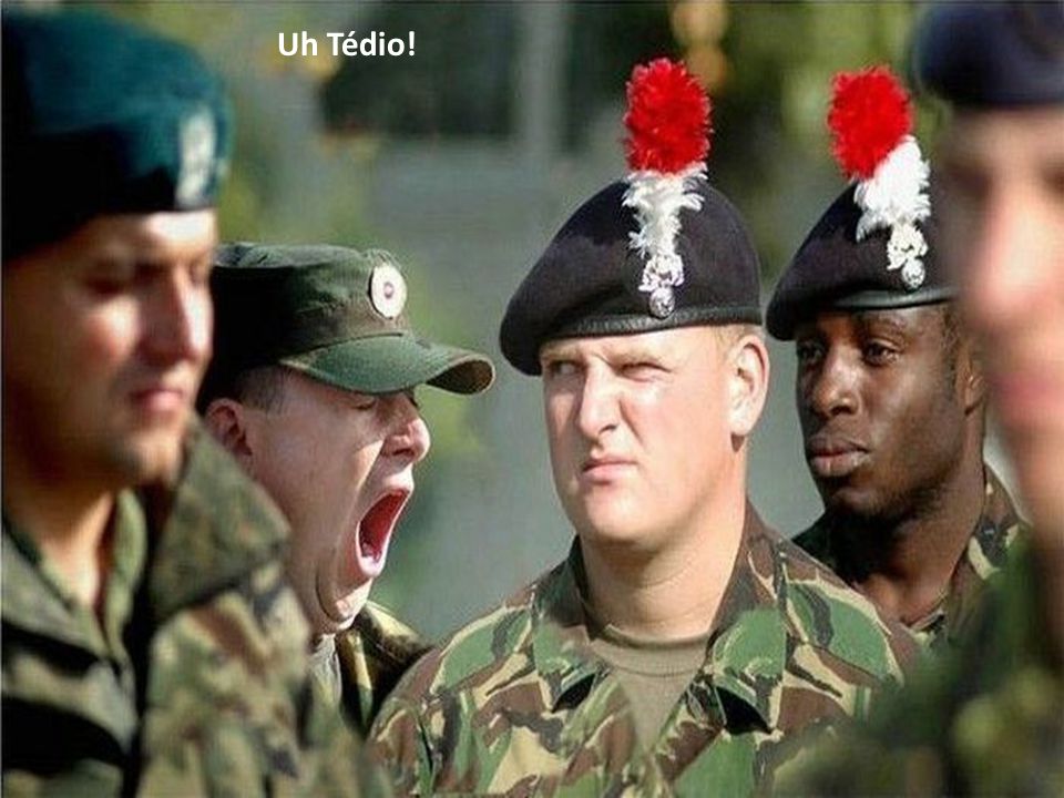 Военные глупы. Смешной солдат. Смешные фото военных. Российская армия смех. Смешные армейские фото.