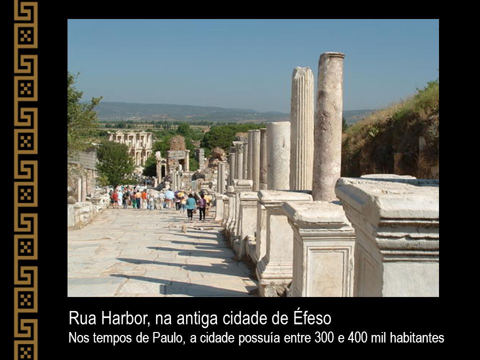 Rua Harbor, na antiga cidade de Éfeso