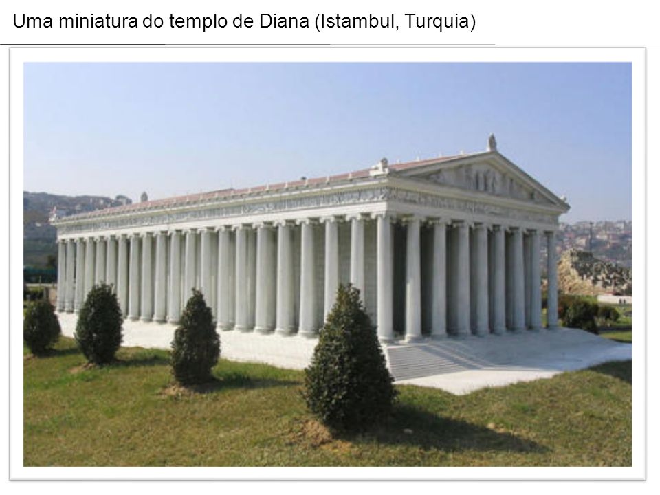 Uma miniatura do templo de Diana (Istambul, Turquia)