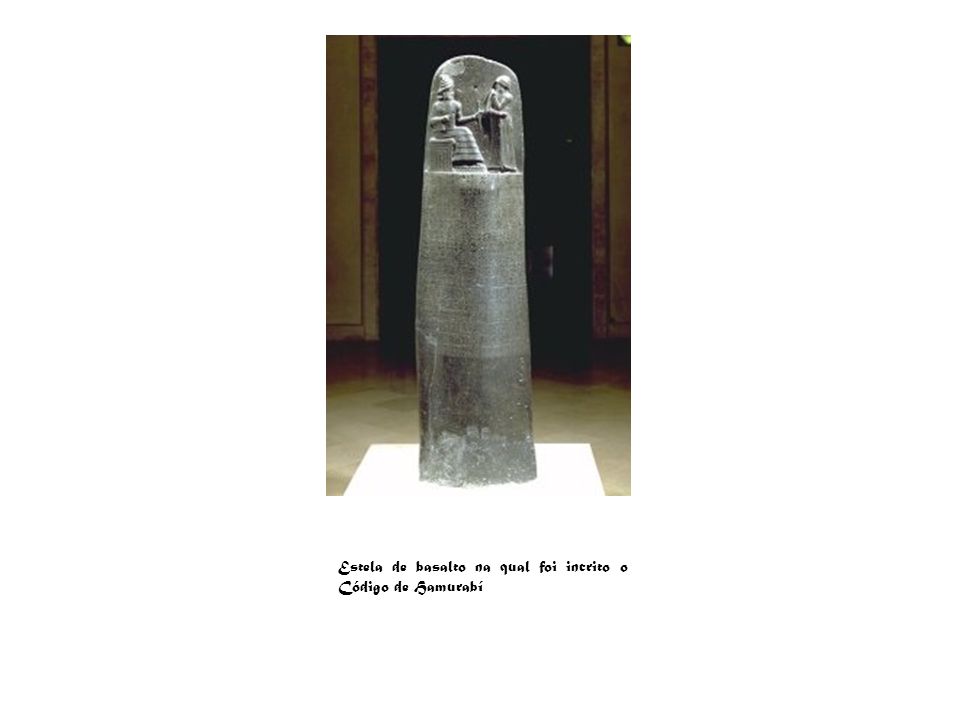 Estela de basalto na qual foi incrito o Código de Hamurabí